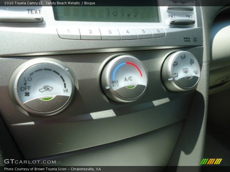 Sandy Beach Metallic / Bisque 2010 Toyota Camry LE