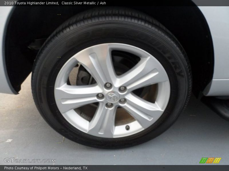 Classic Silver Metallic / Ash 2010 Toyota Highlander Limited