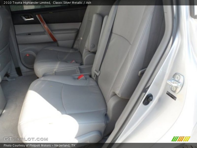 Classic Silver Metallic / Ash 2010 Toyota Highlander Limited