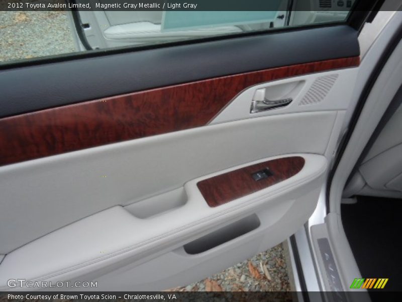 Magnetic Gray Metallic / Light Gray 2012 Toyota Avalon Limited