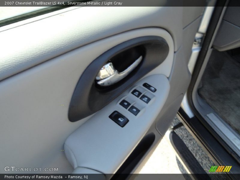Silverstone Metallic / Light Gray 2007 Chevrolet TrailBlazer LS 4x4