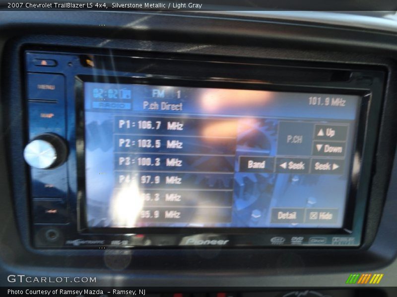 Silverstone Metallic / Light Gray 2007 Chevrolet TrailBlazer LS 4x4