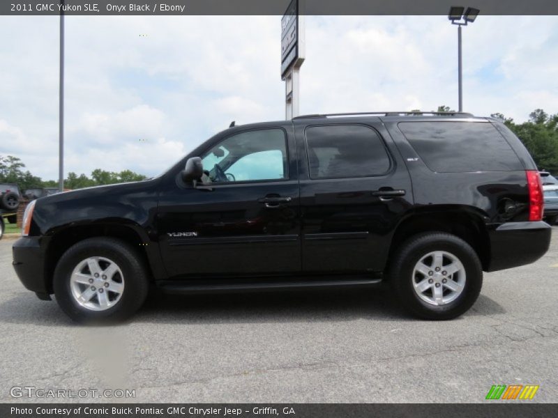 Onyx Black / Ebony 2011 GMC Yukon SLE