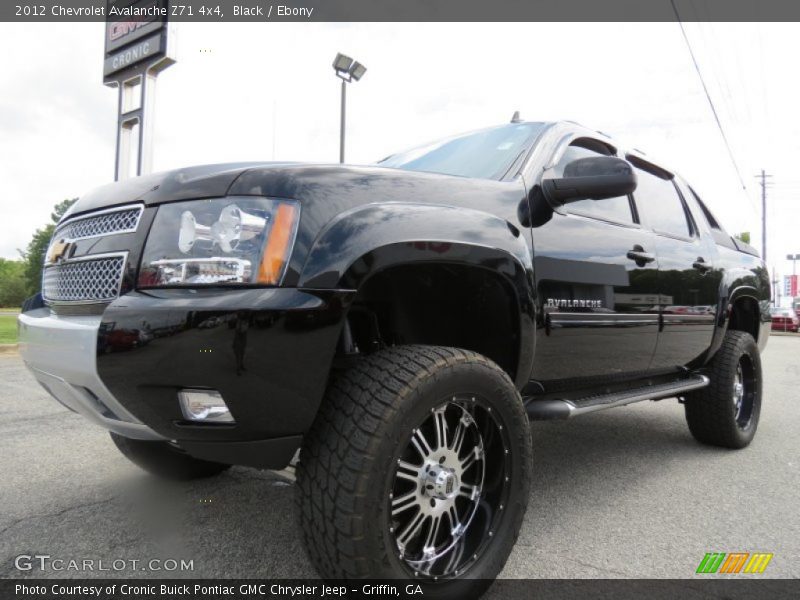 Black / Ebony 2012 Chevrolet Avalanche Z71 4x4