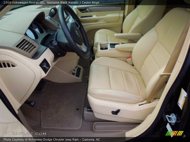 Nocturne Black Metallic / Ceylon Beige 2009 Volkswagen Routan SEL