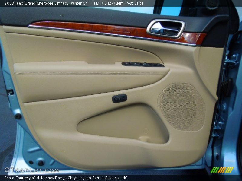 Door Panel of 2013 Grand Cherokee Limited