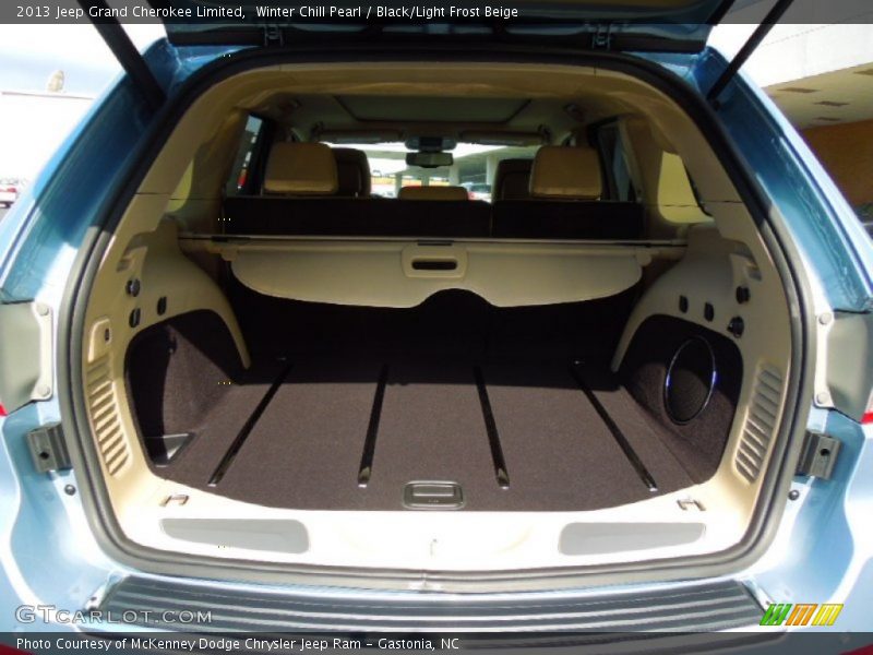  2013 Grand Cherokee Limited Trunk