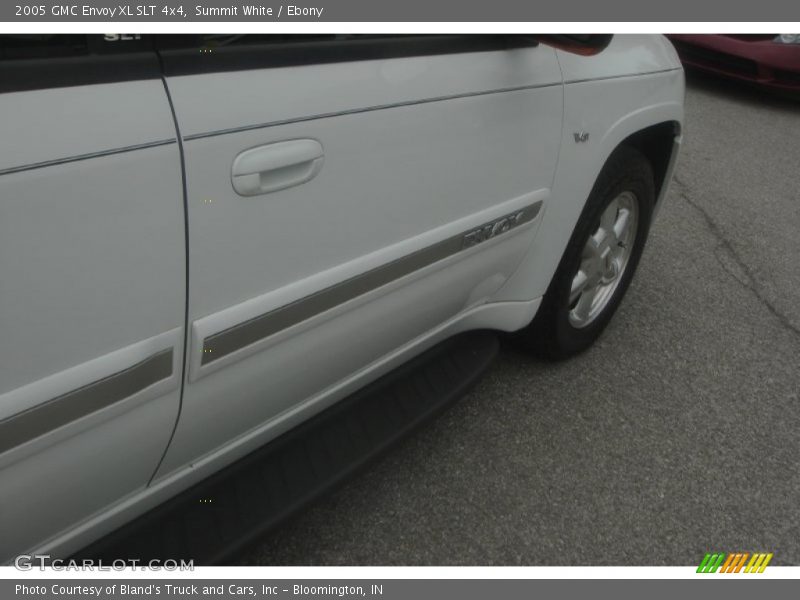 Summit White / Ebony 2005 GMC Envoy XL SLT 4x4