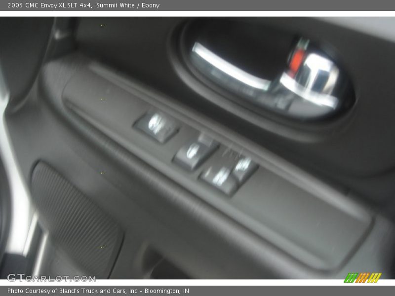 Summit White / Ebony 2005 GMC Envoy XL SLT 4x4