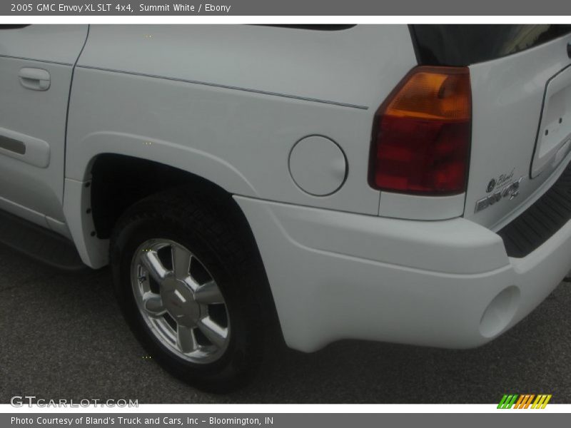 Summit White / Ebony 2005 GMC Envoy XL SLT 4x4