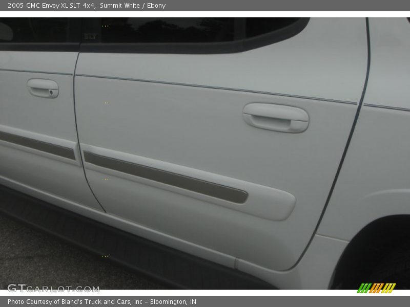 Summit White / Ebony 2005 GMC Envoy XL SLT 4x4