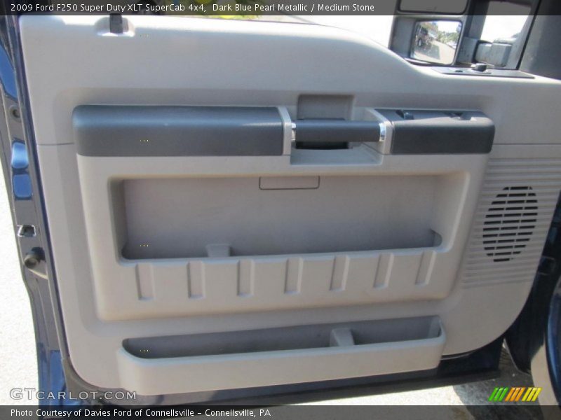 Dark Blue Pearl Metallic / Medium Stone 2009 Ford F250 Super Duty XLT SuperCab 4x4