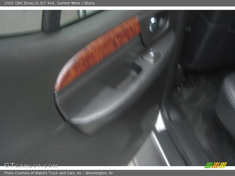 Summit White / Ebony 2005 GMC Envoy XL SLT 4x4