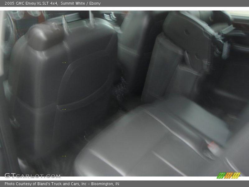 Summit White / Ebony 2005 GMC Envoy XL SLT 4x4