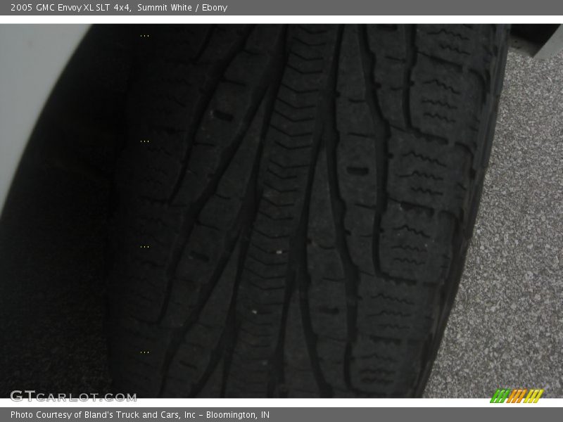 Summit White / Ebony 2005 GMC Envoy XL SLT 4x4