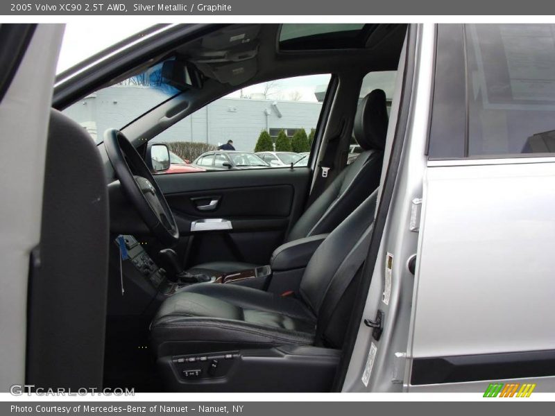 Silver Metallic / Graphite 2005 Volvo XC90 2.5T AWD