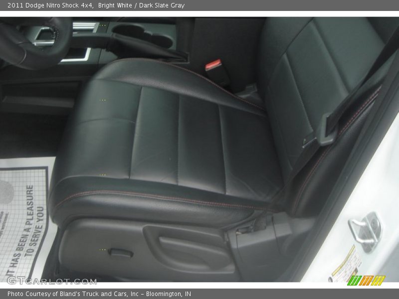 Bright White / Dark Slate Gray 2011 Dodge Nitro Shock 4x4