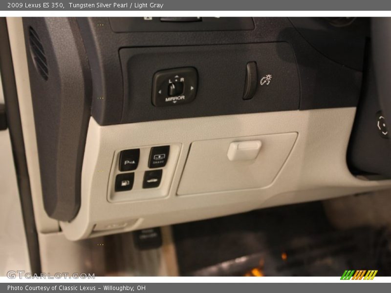 Tungsten Silver Pearl / Light Gray 2009 Lexus ES 350