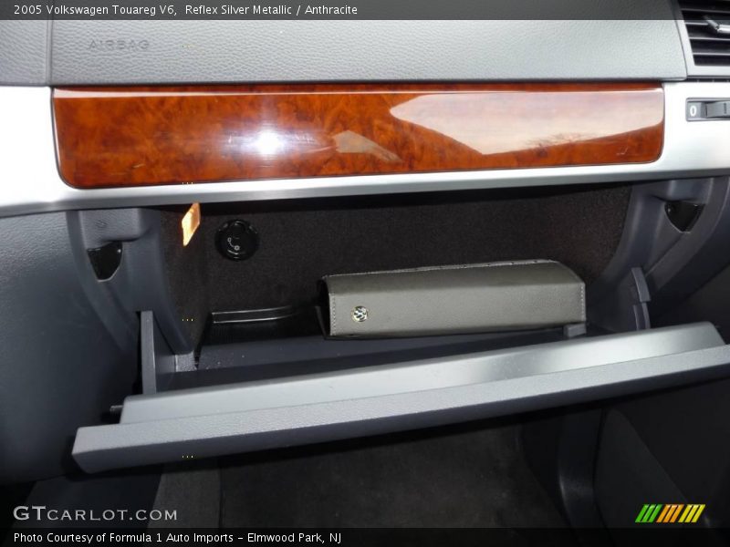 Reflex Silver Metallic / Anthracite 2005 Volkswagen Touareg V6