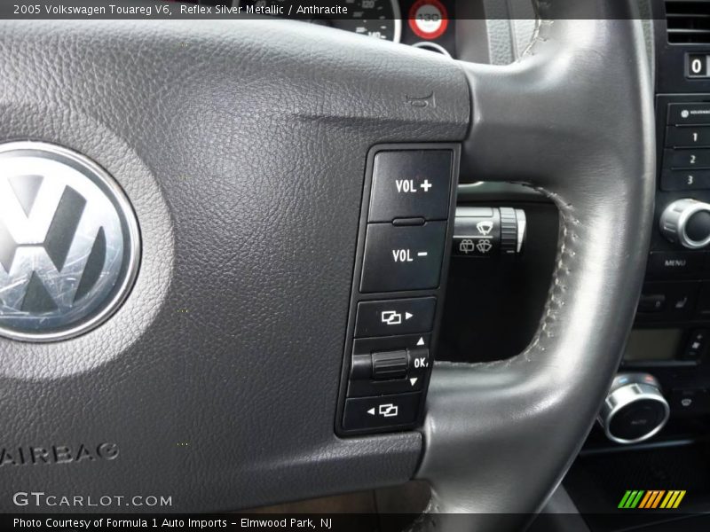 Reflex Silver Metallic / Anthracite 2005 Volkswagen Touareg V6