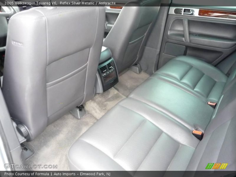 Reflex Silver Metallic / Anthracite 2005 Volkswagen Touareg V6
