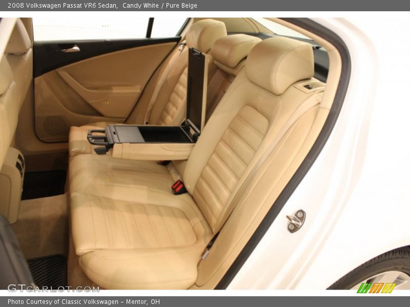 Candy White / Pure Beige 2008 Volkswagen Passat VR6 Sedan
