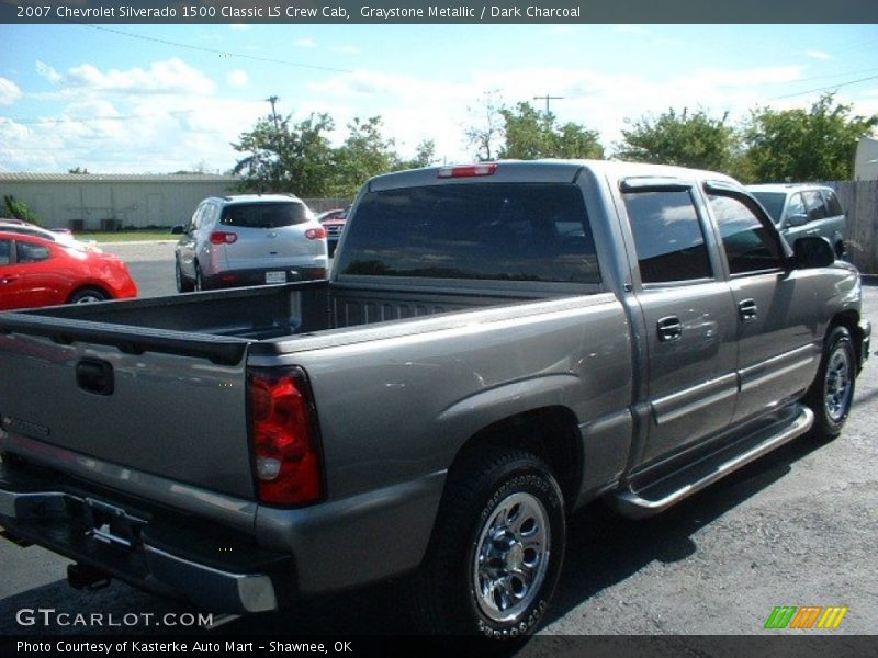 Graystone Metallic / Dark Charcoal 2007 Chevrolet Silverado 1500 Classic LS Crew Cab