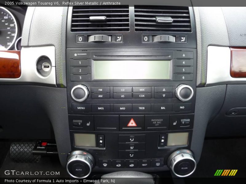 Reflex Silver Metallic / Anthracite 2005 Volkswagen Touareg V6