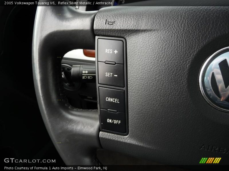 Reflex Silver Metallic / Anthracite 2005 Volkswagen Touareg V6