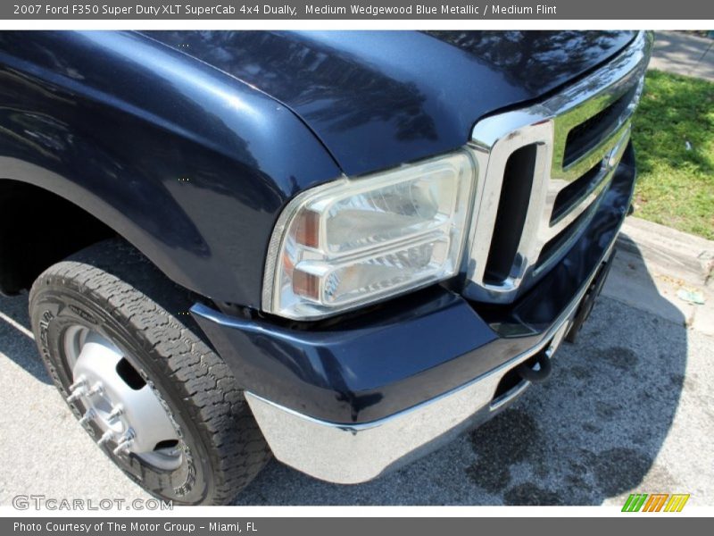 Medium Wedgewood Blue Metallic / Medium Flint 2007 Ford F350 Super Duty XLT SuperCab 4x4 Dually