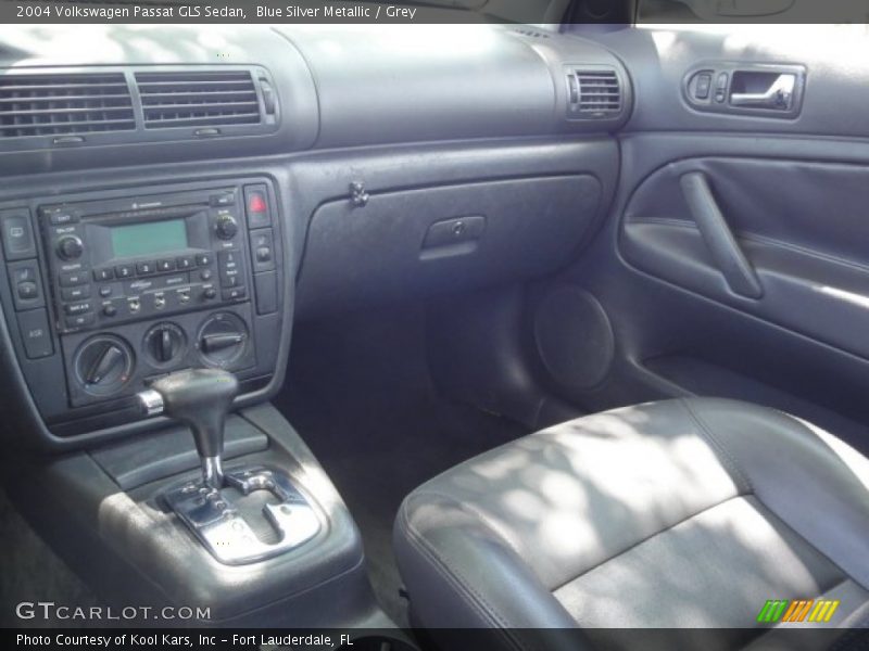 Blue Silver Metallic / Grey 2004 Volkswagen Passat GLS Sedan