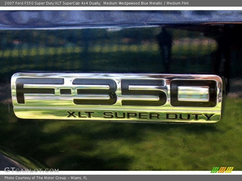 Medium Wedgewood Blue Metallic / Medium Flint 2007 Ford F350 Super Duty XLT SuperCab 4x4 Dually