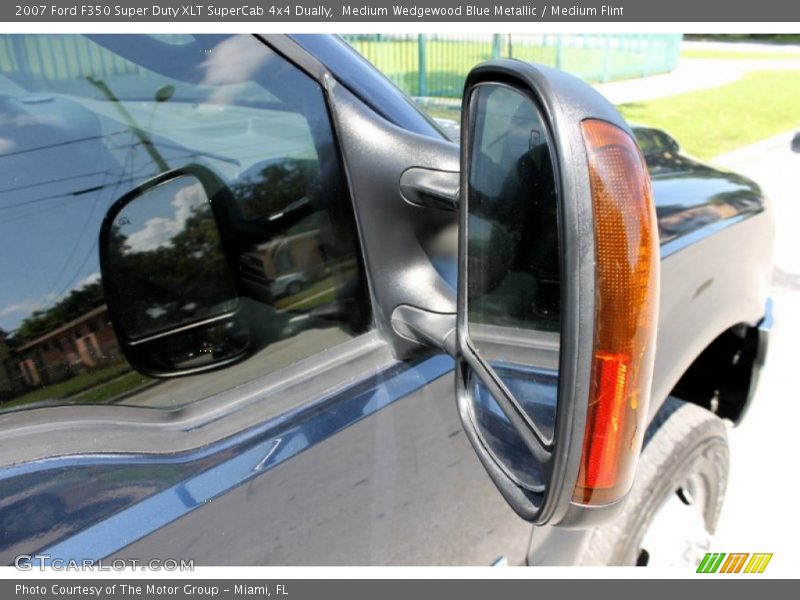 Medium Wedgewood Blue Metallic / Medium Flint 2007 Ford F350 Super Duty XLT SuperCab 4x4 Dually