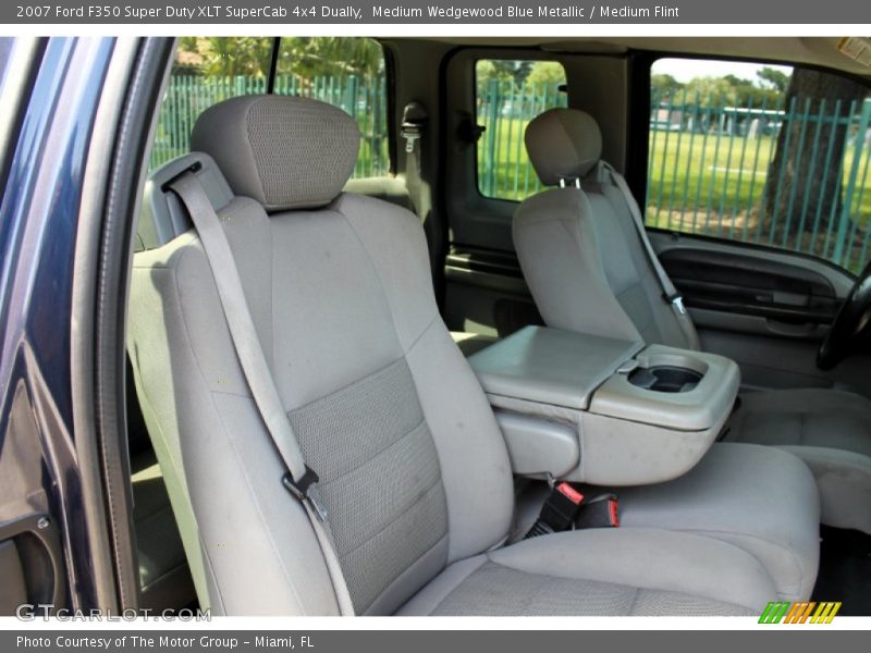 Medium Wedgewood Blue Metallic / Medium Flint 2007 Ford F350 Super Duty XLT SuperCab 4x4 Dually