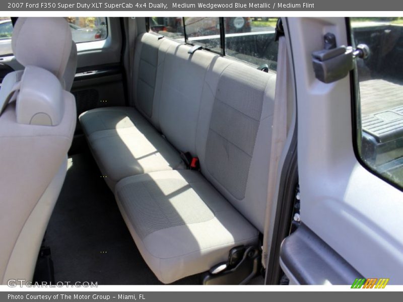 Medium Wedgewood Blue Metallic / Medium Flint 2007 Ford F350 Super Duty XLT SuperCab 4x4 Dually