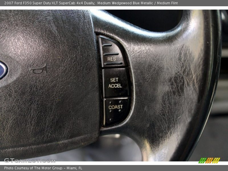 Medium Wedgewood Blue Metallic / Medium Flint 2007 Ford F350 Super Duty XLT SuperCab 4x4 Dually