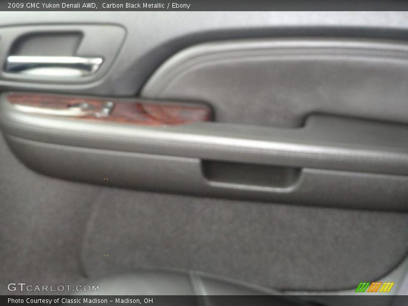 Carbon Black Metallic / Ebony 2009 GMC Yukon Denali AWD