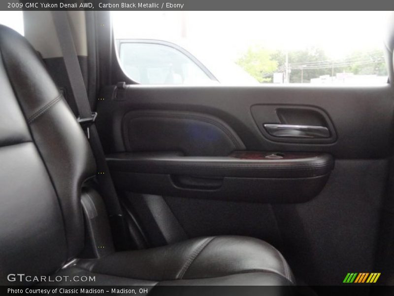 Carbon Black Metallic / Ebony 2009 GMC Yukon Denali AWD