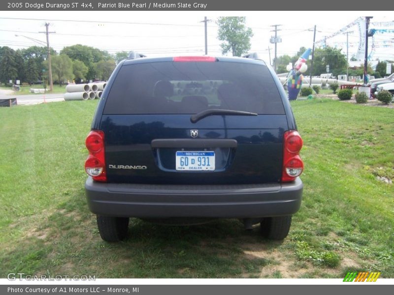 Patriot Blue Pearl / Medium Slate Gray 2005 Dodge Durango ST 4x4