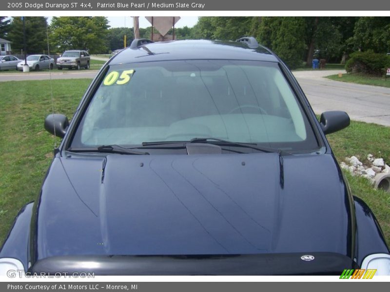 Patriot Blue Pearl / Medium Slate Gray 2005 Dodge Durango ST 4x4