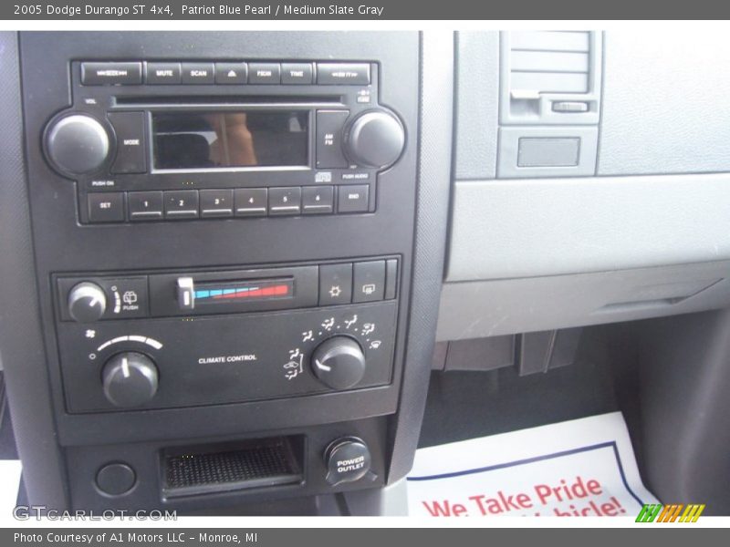 Patriot Blue Pearl / Medium Slate Gray 2005 Dodge Durango ST 4x4