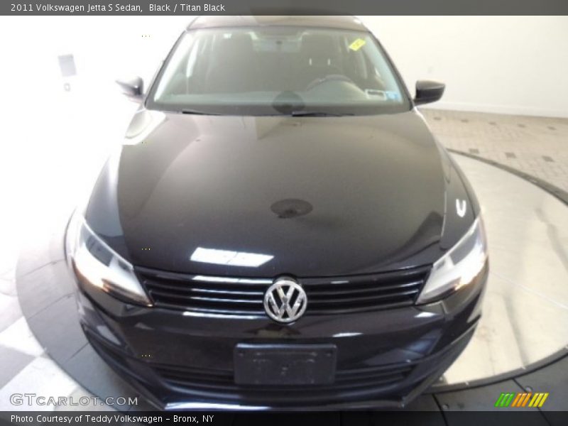 Black / Titan Black 2011 Volkswagen Jetta S Sedan
