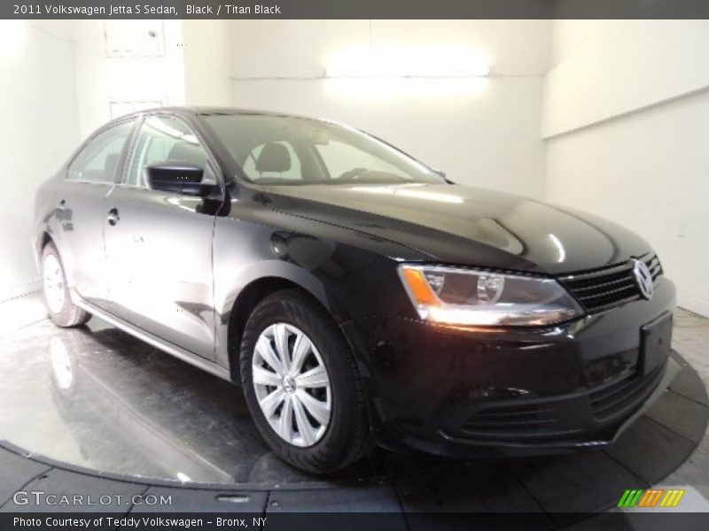 Black / Titan Black 2011 Volkswagen Jetta S Sedan