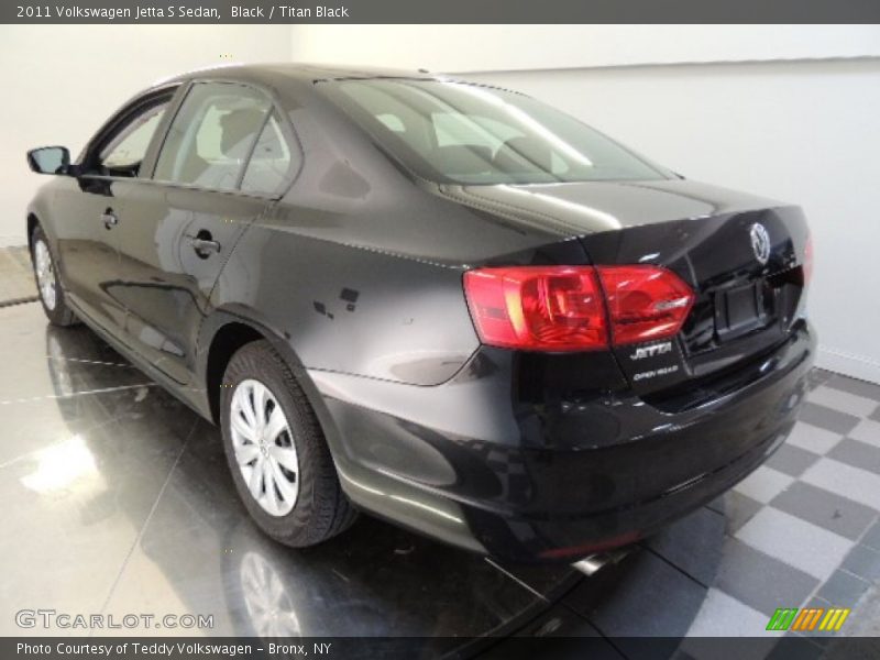 Black / Titan Black 2011 Volkswagen Jetta S Sedan
