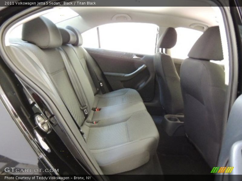 Black / Titan Black 2011 Volkswagen Jetta S Sedan