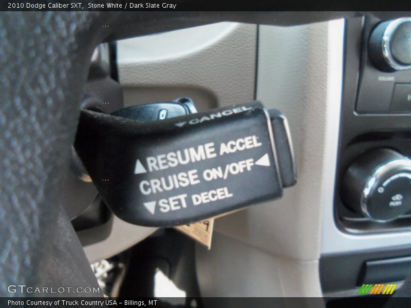 Stone White / Dark Slate Gray 2010 Dodge Caliber SXT