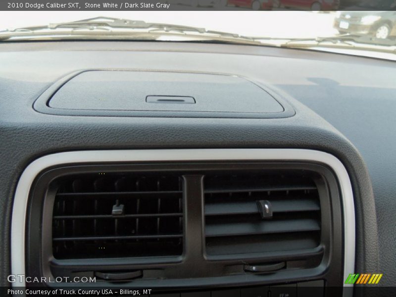 Stone White / Dark Slate Gray 2010 Dodge Caliber SXT