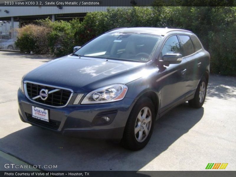 Savile Grey Metallic / Sandstone 2010 Volvo XC60 3.2