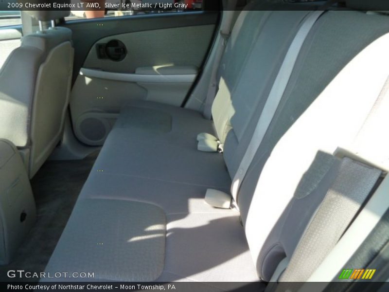 Silver Ice Metallic / Light Gray 2009 Chevrolet Equinox LT AWD