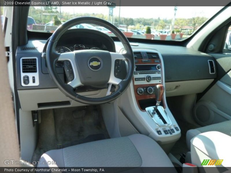 Silver Ice Metallic / Light Gray 2009 Chevrolet Equinox LT AWD